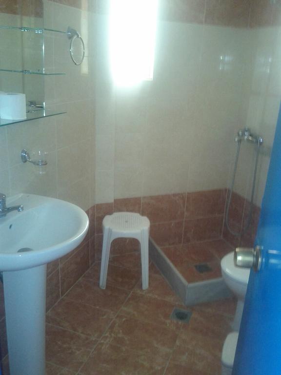 לאוטרה אדיפסאו Hotel Tainaro חדר תמונה
