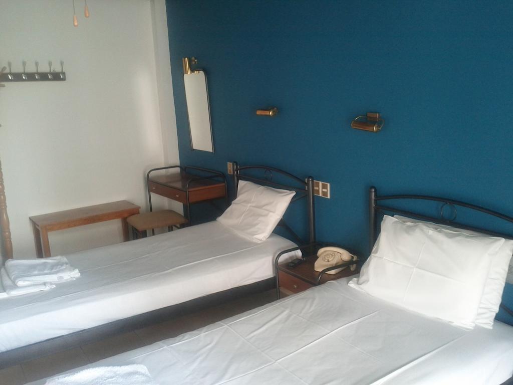 לאוטרה אדיפסאו Hotel Tainaro חדר תמונה