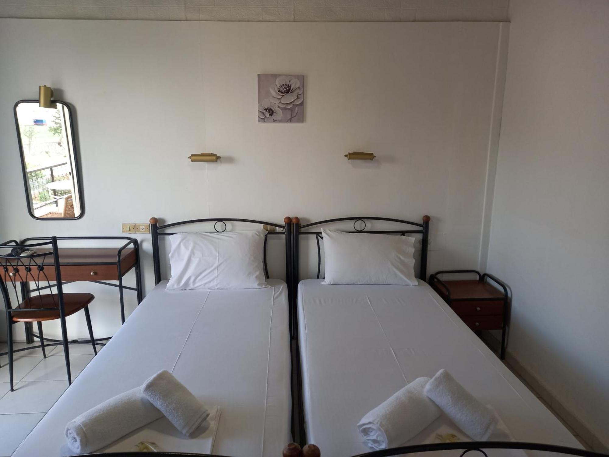 לאוטרה אדיפסאו Hotel Tainaro מראה חיצוני תמונה