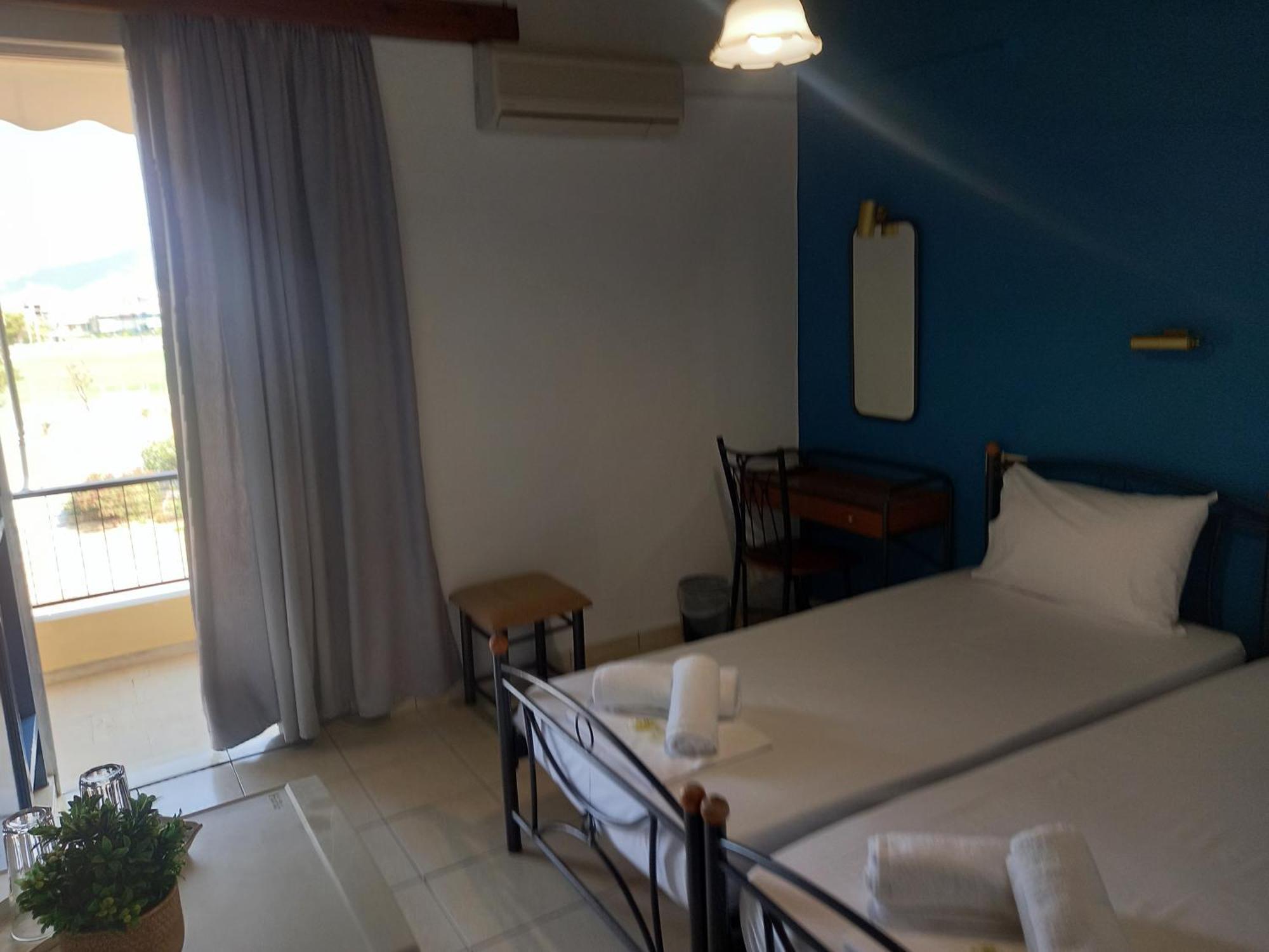 לאוטרה אדיפסאו Hotel Tainaro מראה חיצוני תמונה