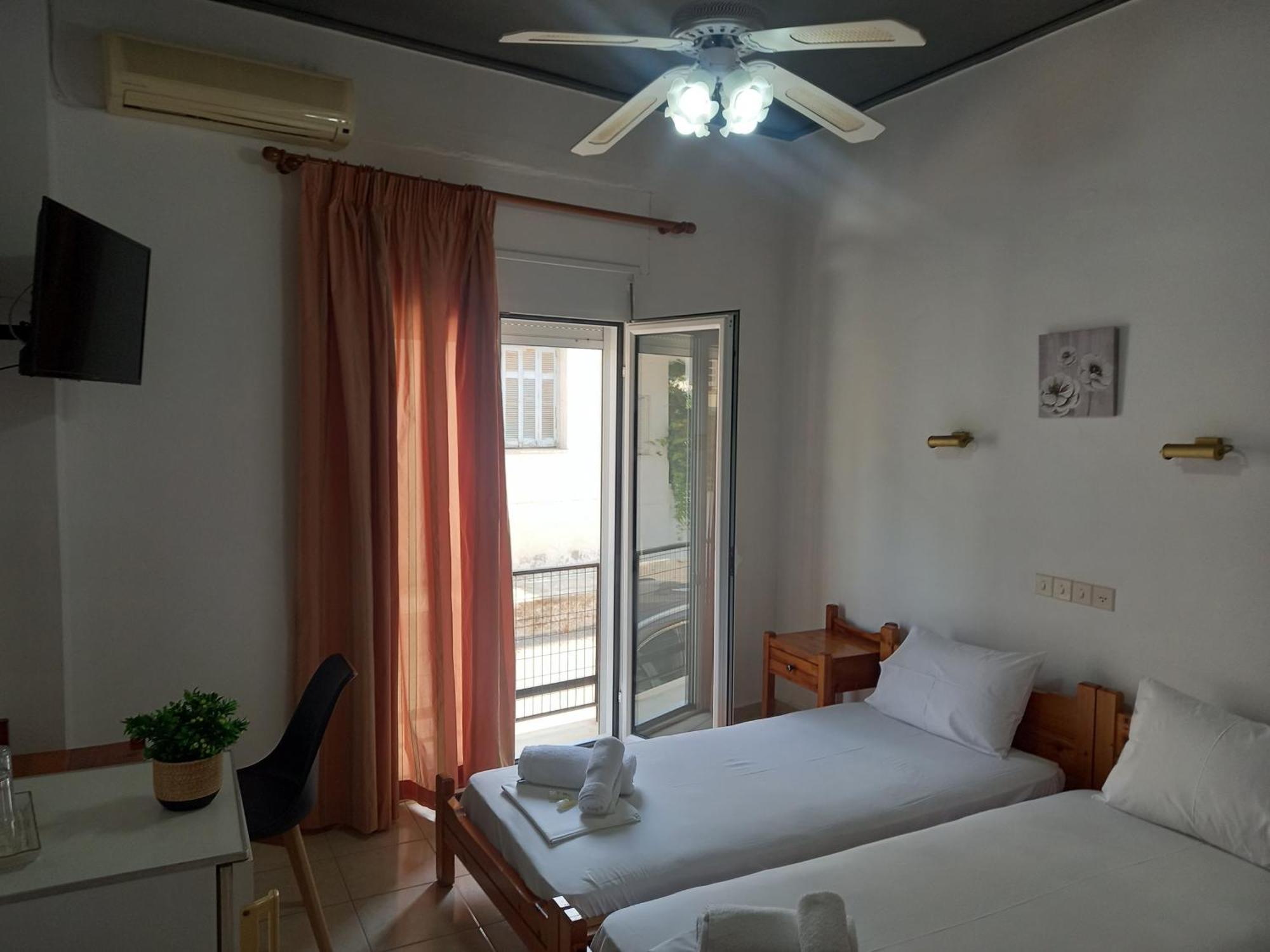 לאוטרה אדיפסאו Hotel Tainaro מראה חיצוני תמונה