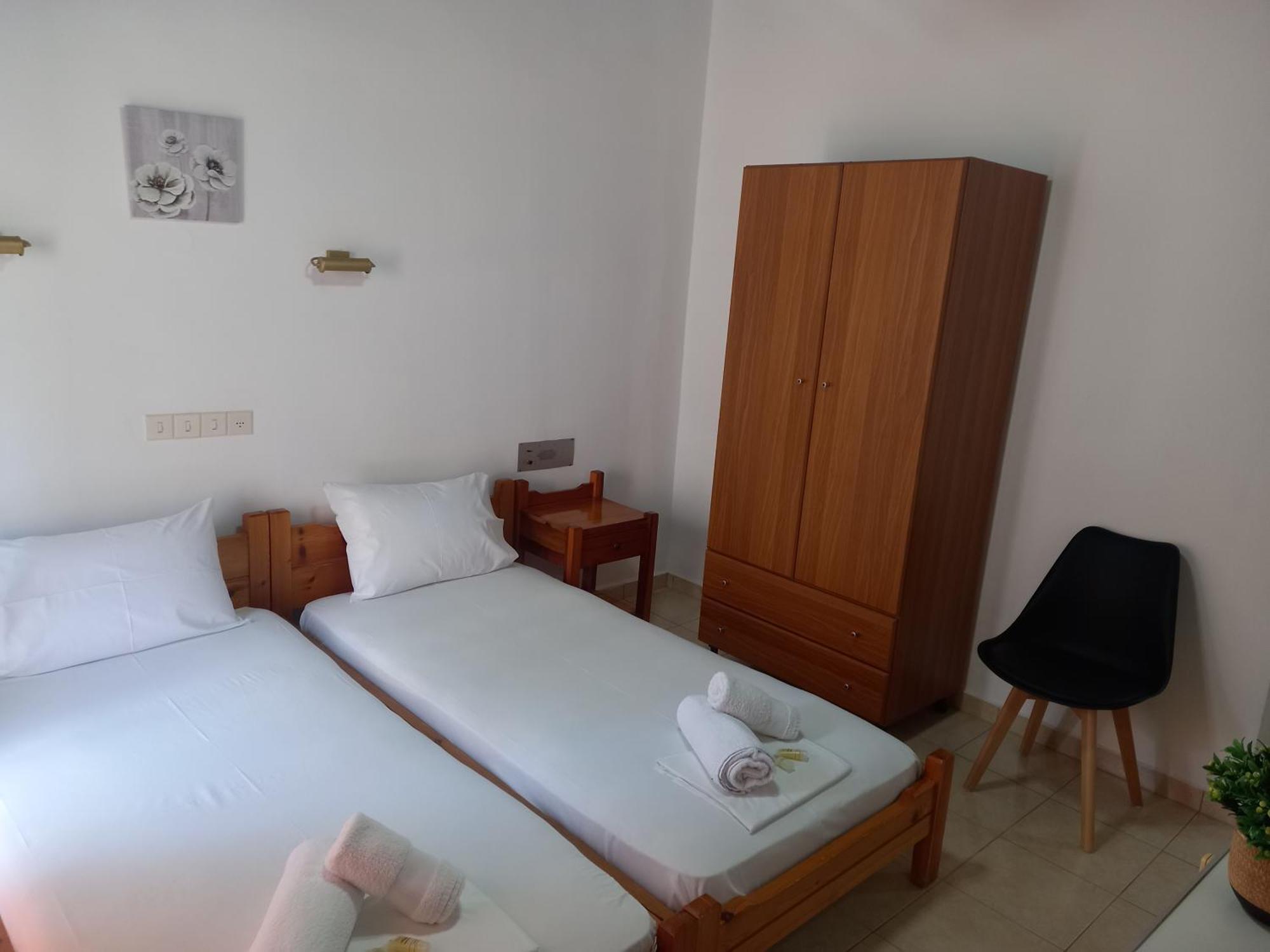 לאוטרה אדיפסאו Hotel Tainaro מראה חיצוני תמונה
