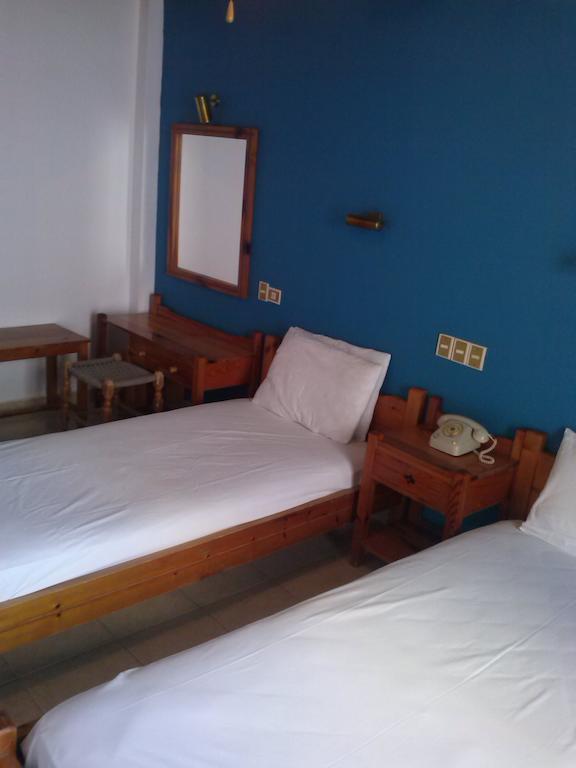 לאוטרה אדיפסאו Hotel Tainaro חדר תמונה